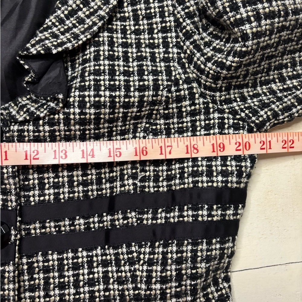 Sandro Tweed Jacket Blazer Size Large 10-12 Black White Ribbon Detail Buttons - Picture 3 of 7